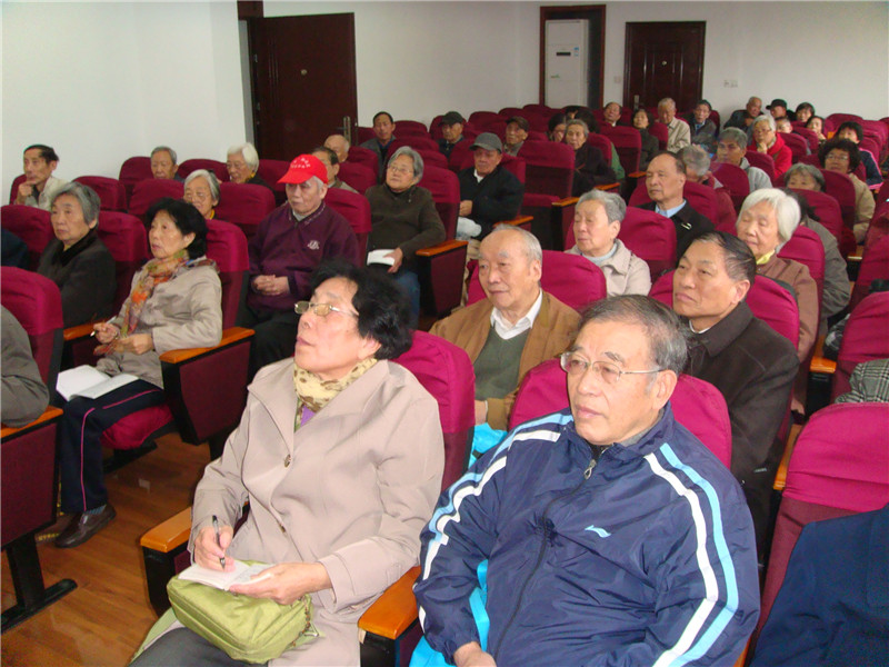 老科协活动组举办“富硒食品与人体健康”讲座